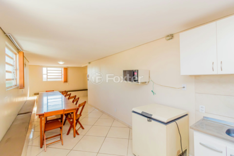 Image 39 - 992366
