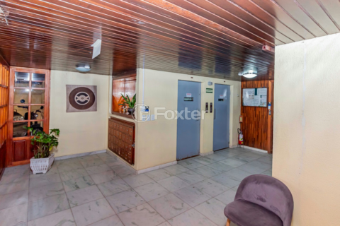 Image 44 - 926761