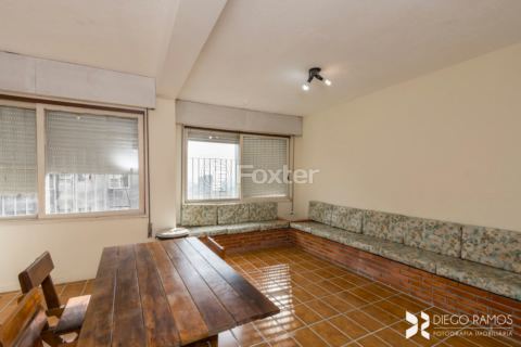 Image 39 - 1011854
