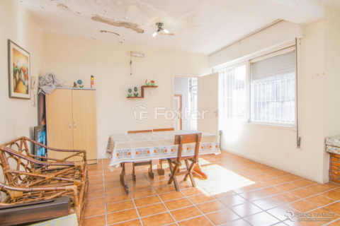 Image 35 - 1011854