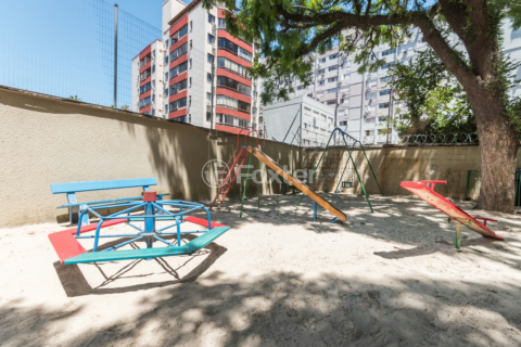 Image 34 - 1002279