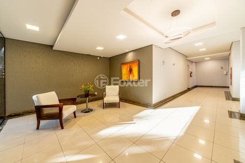 Image 31 - 887951