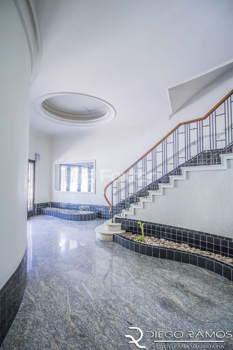 Image 32 - 153943