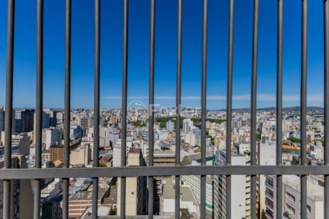 Image 70 - 891182