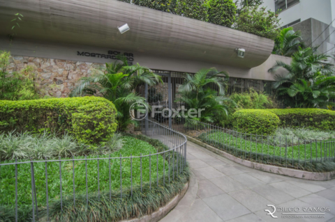 Image 77 - 955929