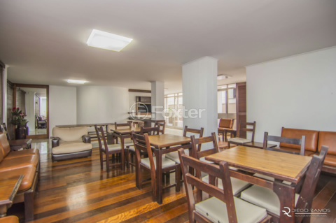 Image 71 - 955929