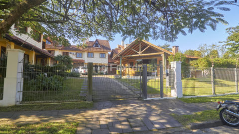 Image 31 - 210052