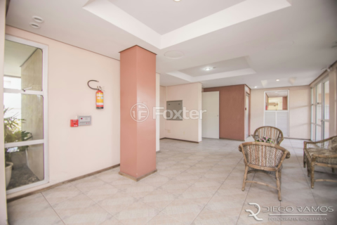 Image 34 - 909950