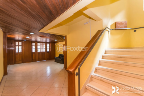 Image 32 - 1019016