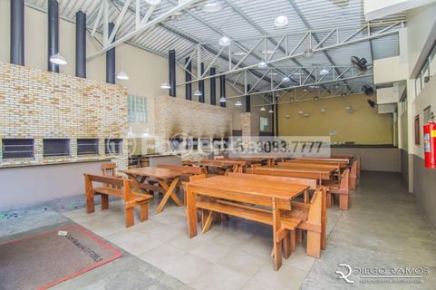 Image 26 - 1000318