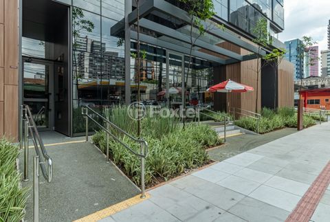 Image 1 - 996538