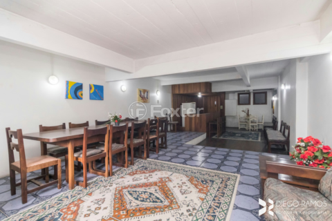 Image 39 - 992592