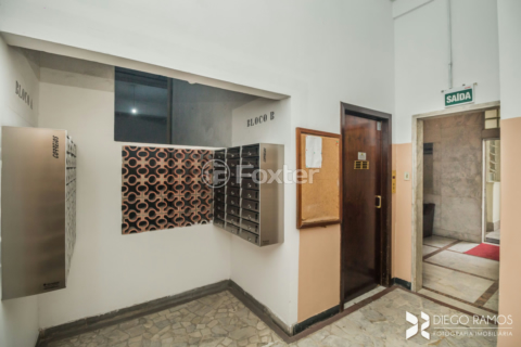 Image 34 - 880867