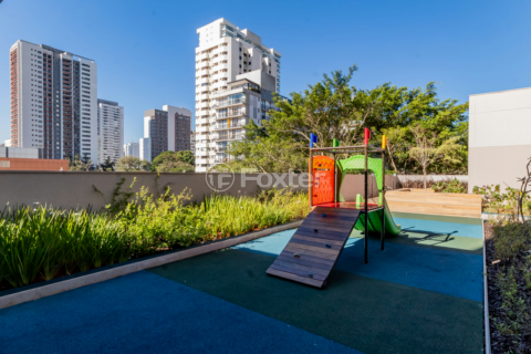 Image 42 - 1033017
