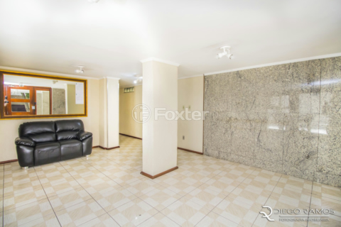Image 17 - 985688