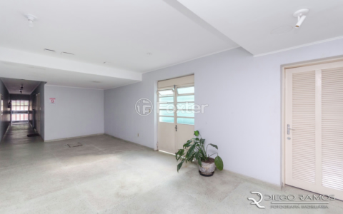 Image 21 - 285680