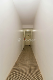 Image 23 - 678845