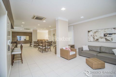 Image 41 - 1012803