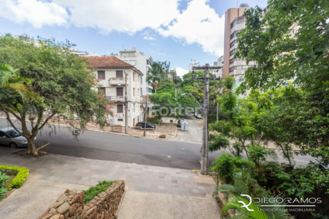 Image 26 - 1017157