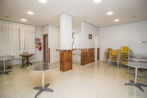 Image 36 - 984520