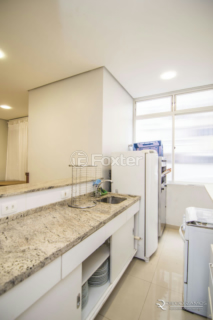 Image 39 - 984520