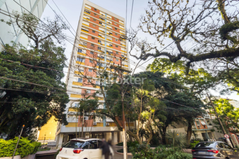 Image 32 - 826685