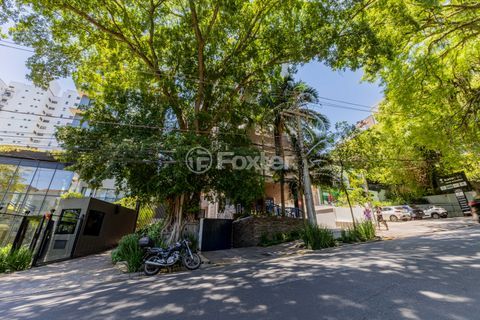 Image 43 - 858633