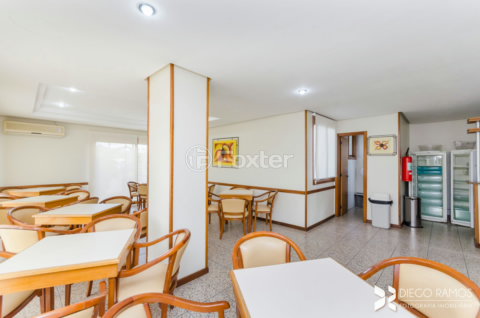 Image 6 - 1015801
