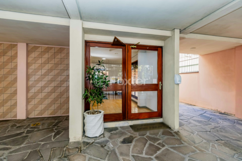 Image 34 - 891860
