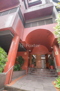 Image 20 - 256125