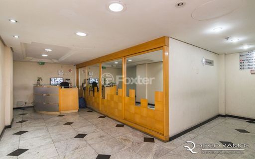 Image 21 - 842445