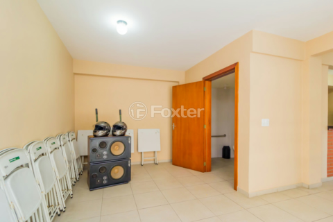 Image 33 - 1015581