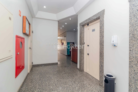Image 45 - 1013927