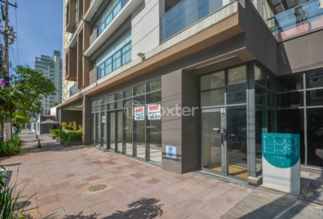 Image 21 - 1013693
