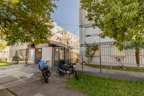 Image 16 - 926653