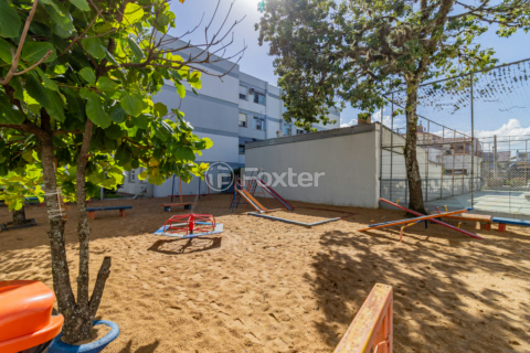Image 29 - 926653
