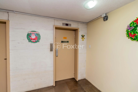 Image 33 - 966716