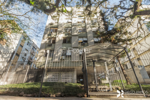 Image 37 - 227200