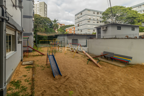 Image 8 - 1005603
