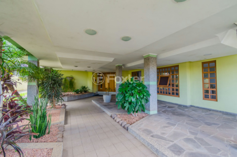 Image 43 - 979523