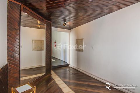 Image 35 - 980910