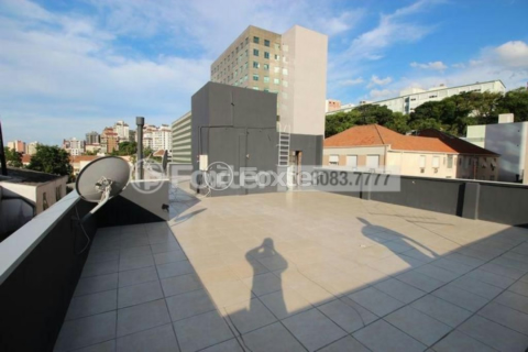 Image 37 - 821115