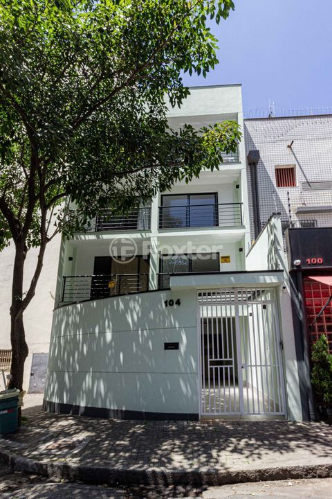 Image 5 - 932573