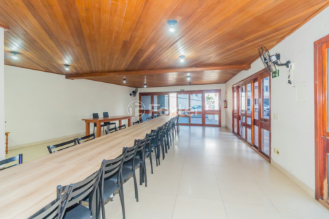 Image 37 - 1013655