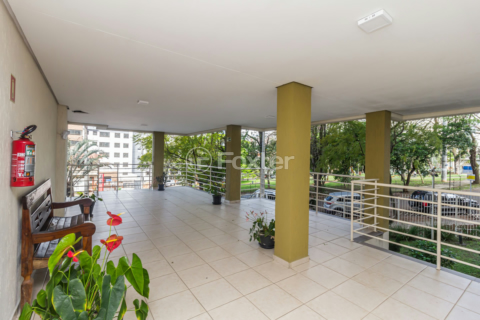 Image 35 - 1034779