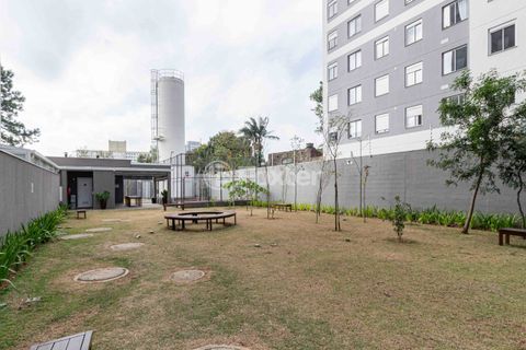 Image 18 - 1021857
