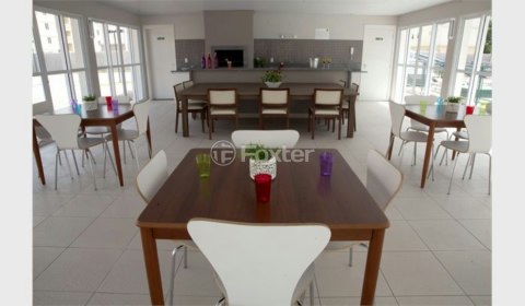 Image 31 - 984275