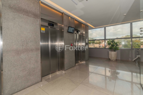 Image 11 - 701115