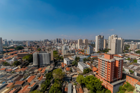 Image 17 - 891430