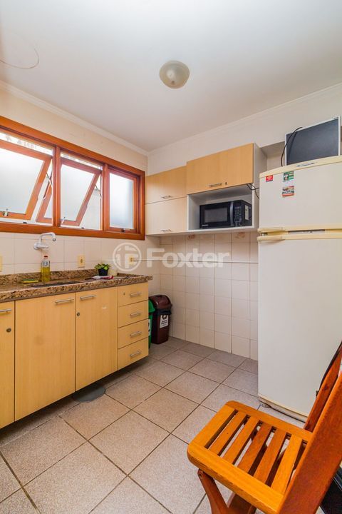 Image 33 - 964800